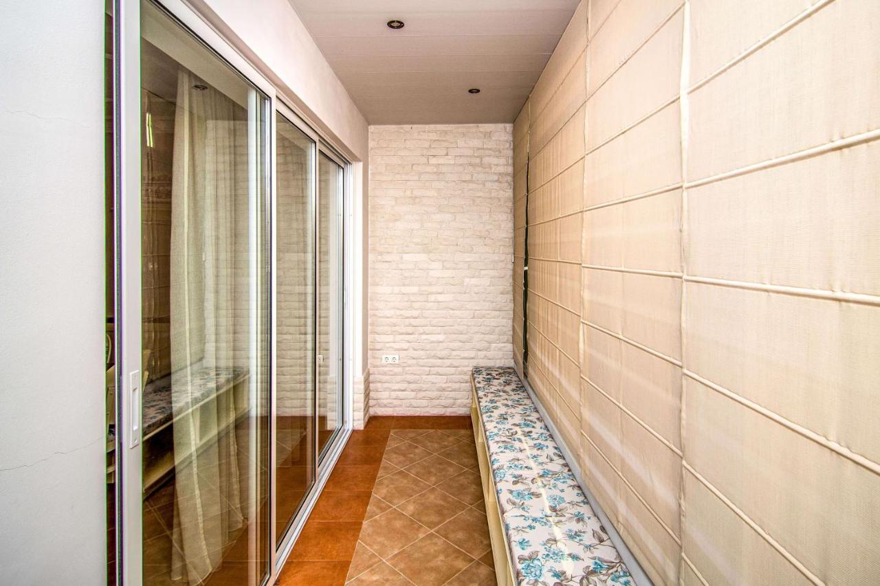 Апартаменти Central Shabby Chic Flat Close To Paid Parking Варна Екстер'єр фото