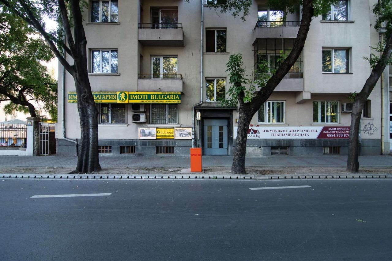 Апартаменти Central Shabby Chic Flat Close To Paid Parking Варна Екстер'єр фото